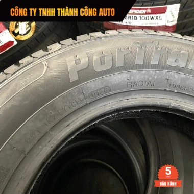 Lốp 145R13 Kumho chính hãng cho Hyundai Porter 150, tải 1.25 tấn - 1,250,000 VND 2 Lốp 145R13 Kumho chính hãng cho Hyundai Porter 150, tải 1.25 tấn - 1,250,000 VND 2