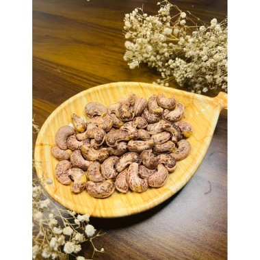 Lotusie Hạt Điều Rang Muối Xếp Hoa 500gr - Giá ưu đãi 160k, thơm giòn, ngon lành