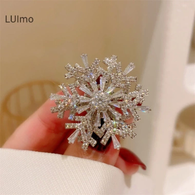 Luimo Chân Ch Xoay Pha Lê Bông Tuyết Thổ Cẩm – Giá 116.710 VND