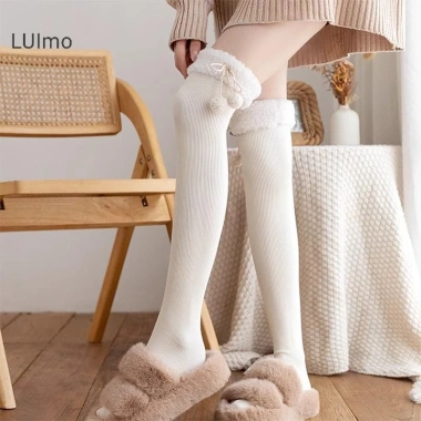 Luimo Nhật Bản Trắng Dễ Thương Thu Đông Plus Nhung Tất Cao Lông Cừu Cạnh Len Sọc Đầu Gối Bóng Ống Dài Giá chỉ 78.408đ