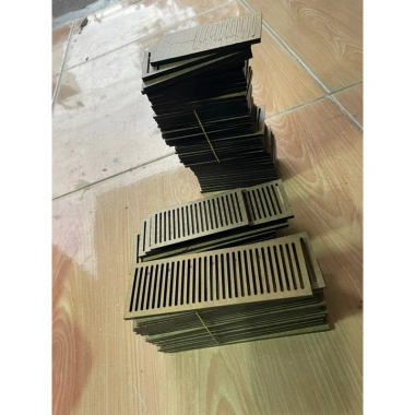 Lược Hút Mặt Đen 10-15cm - Rãnh Hút Mặt Chuyên Thi Công Cho Hồ Cá, Giá Ưu Đãi 19.000 VNĐ