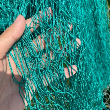 Lưới cá thu củ cao 2m dài 20m - Rào gà vịt, giàn dây leo tiện lợi, tiết kiệm chi phí 4 Lưới cá thu củ cao 2m dài 20m - Rào gà vịt, giàn dây leo tiện lợi, tiết kiệm chi phí 4
