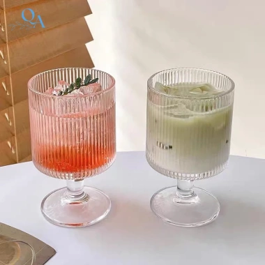 Ly Thuỷ Tinh Hoạ Tiết Sọc 250ml Có Chân - Kem, Sinh Tố, Nước Ép, Cocktail, Cà Phê 36.000đ