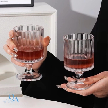 Ly Thuỷ Tinh Hoạ Tiết Sọc 250ml Có Chân - Kem, Sinh Tố, Nước Ép, Cocktail, Cà Phê 36.000đ