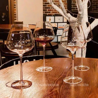 Ly Vàng Thủy Tinh Pha Lê Cao Cấp 450ml và Decanter Thiên Nga 1.500ml - Bình Thở