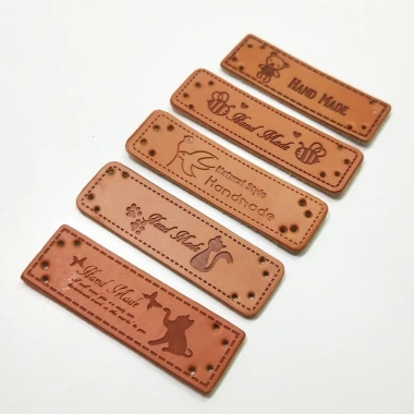Mác da handmade trang trí thủ công, mẫu ngẫu nhiên, giá ưu đãi 8.000đ 4 Mác da handmade trang trí thủ công, mẫu ngẫu nhiên, giá ưu đãi 8.000đ 4