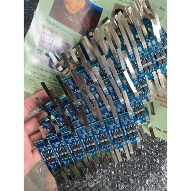 Mạch Bảo Vệ Pin 2S 3.2V 15A - Hệ 6V-6.4V cho Pin LiFePO4, Thay Thế Ắc Quy Quạt, Loa Kéo, Giá 24.200 VND 3 Mạch Bảo Vệ Pin 2S 3.2V 15A - Hệ 6V-6.4V cho Pin LiFePO4, Thay Thế Ắc Quy Quạt, Loa Kéo, Giá 24.200 VND 3