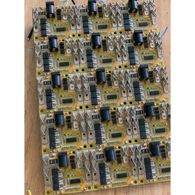 Mạch bảo vệ pin 5S 21V 65A - Chân pin Makita, giá ưu đãi 38.400đ, bảo vệ tối đa 3 Mạch bảo vệ pin 5S 21V 65A - Chân pin Makita, giá ưu đãi 38.400đ, bảo vệ tối đa 3