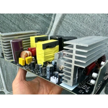 Mạch Công Suất Loa Kéo 12V-220V D1.400 VESIONE - Công suất mạnh, ổn định, lý tưởng cho âm thanh 2