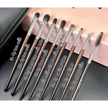 MAKEUP STORE Bộ cọ Laka 16 cây + ví da cao cấp - Giá ưu đãi 1.098.000₫ 2