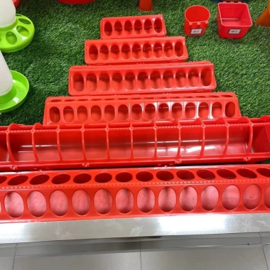 Máng Ăn Gà & Chim Cút Rutin – Thiết kế tiện lợi, chịu nhiệt, dễ vệ sinh, giá 29.854₫
