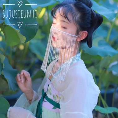 Mạng che mặt cổ phong phối hạt tua rua thả dài quyến rũ - Mẫu cosplay đơn giản