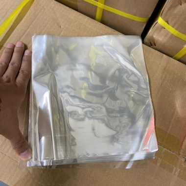 Màng Co PVC 1Kg - Giỏ Quà Tết và Giỏ Hoa Quả Chất Lượng Cao, Giá 67.837đ