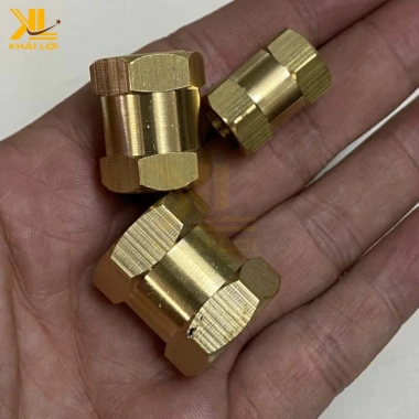 Măng song thau nối 2 đầu ren Cút nối thau chất lượng giá chỉ 17.640 VND giảm mạnh 4