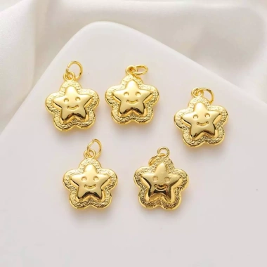 Mặt dây chuyền 18K tự làm - Hình bướm, lá phong, ngôi sao - Giá chỉ 24.982 VND, giảm 5.000 VND 9 Mặt dây chuyền 18K tự làm - Hình bướm, lá phong, ngôi sao - Giá chỉ 24.982 VND, giảm 5.000 VND 9