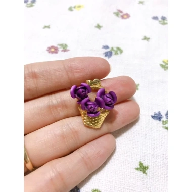 Mặt dây chuyền hoa sang trọng, thiết kế tinh tế, giá chỉ 29.000 đồng - ưu đãi đặc biệt 11