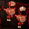 Mặt dây chuyền HOUCHU treo năm mới Handmade gỗ, chuông Phim hoạt hình Năm Ngựa, may mắn - chỉ 97.598₫ 4