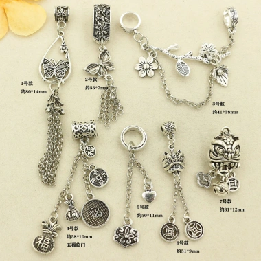 Mặt dây chuyền sư tử bạc Tây Tạng - Đánh thức bướm, năm may mắn, giá ưu đãi 48.450 VND 2 Mặt dây chuyền sư tử bạc Tây Tạng - Đánh thức bướm, năm may mắn, giá ưu đãi 48.450 VND 2