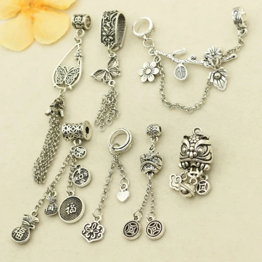 Mặt dây chuyền sư tử bạc Tây Tạng - Đánh thức bướm, năm may mắn, giá ưu đãi 48.450 VND 3 Mặt dây chuyền sư tử bạc Tây Tạng - Đánh thức bướm, năm may mắn, giá ưu đãi 48.450 VND 3