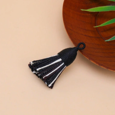 Mặt dây chuyền tai tua ngắn Mini tự làm - Thiết kế sang trọng, giá chỉ 25.504₫ 4 Mặt dây chuyền tai tua ngắn Mini tự làm - Thiết kế sang trọng, giá chỉ 25.504₫ 4