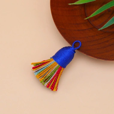 Mặt dây chuyền tai tua ngắn Mini tự làm - Thiết kế sang trọng, giá chỉ 25.504₫ 9 Mặt dây chuyền tai tua ngắn Mini tự làm - Thiết kế sang trọng, giá chỉ 25.504₫ 9