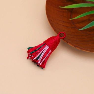 Mặt dây chuyền tai tua ngắn Mini tự làm - Thiết kế sang trọng, giá chỉ 25.504₫ 16 Mặt dây chuyền tai tua ngắn Mini tự làm - Thiết kế sang trọng, giá chỉ 25.504₫ 16