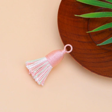 Mặt dây chuyền tai tua ngắn Mini tự làm - Thiết kế sang trọng, giá chỉ 25.504₫ 41 Mặt dây chuyền tai tua ngắn Mini tự làm - Thiết kế sang trọng, giá chỉ 25.504₫ 41