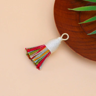 Mặt dây chuyền tai tua ngắn Mini tự làm - Thiết kế sang trọng, giá chỉ 25.504₫ 50 Mặt dây chuyền tai tua ngắn Mini tự làm - Thiết kế sang trọng, giá chỉ 25.504₫ 50