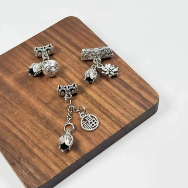 Mặt Dây Chuyền Tay Cầm Đôi, Vòng Tay Trượt & Miếng Đệm Receptacle - Giá Ưu Đãi 57.424 VND 3 Mặt Dây Chuyền Tay Cầm Đôi, Vòng Tay Trượt & Miếng Đệm Receptacle - Giá Ưu Đãi 57.424 VND 3