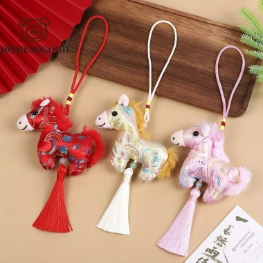 Mặt dây chuyền thêu ngựa RIUERSTONE Satin - Móc khóa cung hoàng đạo, 68.860₫