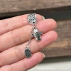 Mặt dây chuyền vòng tay tua rua bầu nơ sen Pom - Thiết kế tinh tế, giảm giá tới 17% chỉ 21.883₫ 12