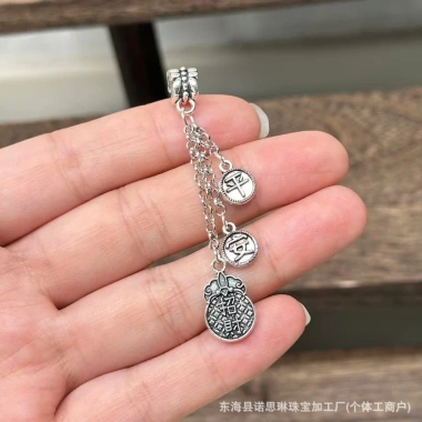 Mặt dây chuyền vòng tay tua rua bầu nơ sen Pom - Thiết kế tinh tế, giảm giá tới 17% chỉ 21.883₫ 45