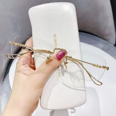 Mắt Kính Gọng Kim Loại Siêu Nhẹ HD Chống Ánh Sáng Xanh Nam Nữ Giá 63.720₫ 10