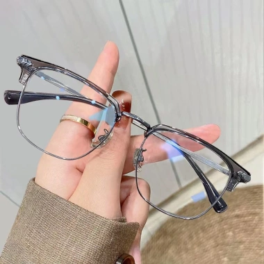 Mắt Kính Nửa Gọng Chống Ánh Sáng Xanh Kiểu Cổ Điển Cho Nam Nữ - Giá 86.400₫ (Giảm từ 109.728₫)