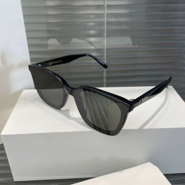 Mắt Kính TAM 01 Unisex Kiểu Hàn Quốc Chống UV FullBox - Giá Ưu Đãi 560k