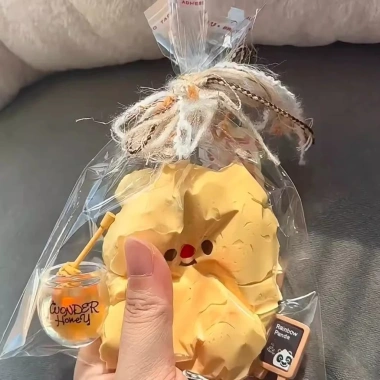 Mật Ong Pinch Bơ Gấu - Đồ Chơi Cảm Giác Siêu Mềm, Bùn Nước, Âm Nhạc Thư Giãn 2 Mật Ong Pinch Bơ Gấu - Đồ Chơi Cảm Giác Siêu Mềm, Bùn Nước, Âm Nhạc Thư Giãn 2