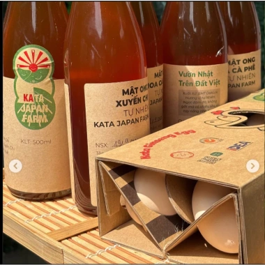 Mật Ong Rừng Kata Đặc Ngọt Dịu Organic - Giá ưu đãi 310.500₫ giảm từ 403.650₫ 8 Mật Ong Rừng Kata Đặc Ngọt Dịu Organic - Giá ưu đãi 310.500₫ giảm từ 403.650₫ 8