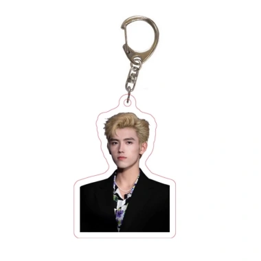 Mẫu móc khoá standee Trần Phi Vũ 2.023 - Giá chỉ 16.000 VND, giảm so với 20.160 4 Mẫu móc khoá standee Trần Phi Vũ 2.023 - Giá chỉ 16.000 VND, giảm so với 20.160 4