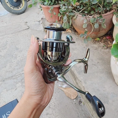 Máy Câu Cao Cấp Shimano Stella Probes SW - Tay Quay Xoáy Ren, Giá 450.000 VND