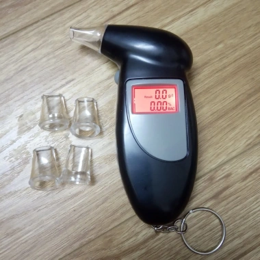 Máy đo nồng độ cồn chính xác nhanh, giá chỉ 145.000 đồng - giảm giá đặc biệt
