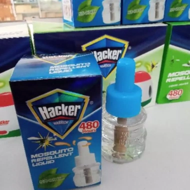 Máy đuổi muỗi tinh dầu Hacker - Xua muỗi nhanh, tặng lọ tinh dầu, chỉ 30.000₫
