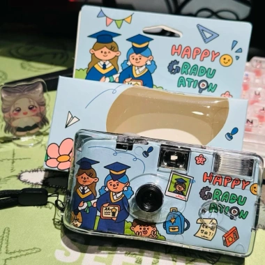 Máy film một lần 36 tấm ảnh màu Halfframe Happy Graduation Xanh Dương ISO 400 - Giá chỉ 495.000 VND
