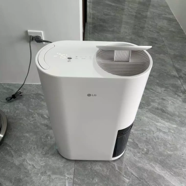 Máy hút ẩm LG DD23GMWE1 40L wifi, sấy giày, siêu nhỏ gọn, BH 12 tháng, giá 9,5 triệu