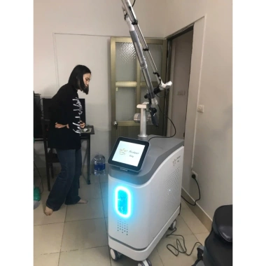 Máy Laser Trục Khuỷu BV Laser - Xóa Xăn, Nám, Tàn Nhang, Giá 98 Triệu