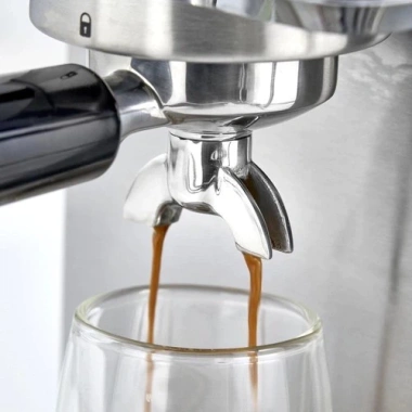 Máy Pha Cà Phê CASO Crema – Nhập Đức, Dùng gia đình, BH 12 tháng, 1.545.000₫ 6 Máy Pha Cà Phê CASO Crema – Nhập Đức, Dùng gia đình, BH 12 tháng, 1.545.000₫ 6