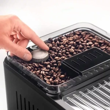 Máy Pha Cà Phê Delonghi Ecam 450.65.G Espresso Cappuccino Nhập EU Bảo hành 12 tháng Giá 34.999.000₫ 5 Máy Pha Cà Phê Delonghi Ecam 450.65.G Espresso Cappuccino Nhập EU Bảo hành 12 tháng Giá 34.999.000₫ 5