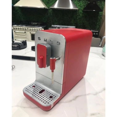 Máy Pha Cà Phê Tự Động Smeg BCC02RDMEU Red 19 Bar 1.4L Espresso Cappuccino Nhập Đức Giảm Giá 22% 20.085.000 VND 4