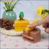 Máy phân phối tăm DWELLCO chim ruồi tự động dễ thương - Giá chỉ 39.400₫
