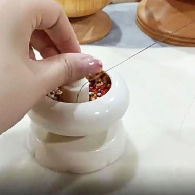Máy quay hạt NLINNI – Bát hạt DIY tiện lợi, thiết bị đính cườm nhanh, dụng cụ làm vòng tay