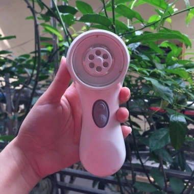 Máy rửa mặt Clarisonic Mia 2 – Công nghệ Sonic làm sạch sâu, da mịn màng, giá chỉ 950.000₫ (giá gốc 1.178.000₫)
